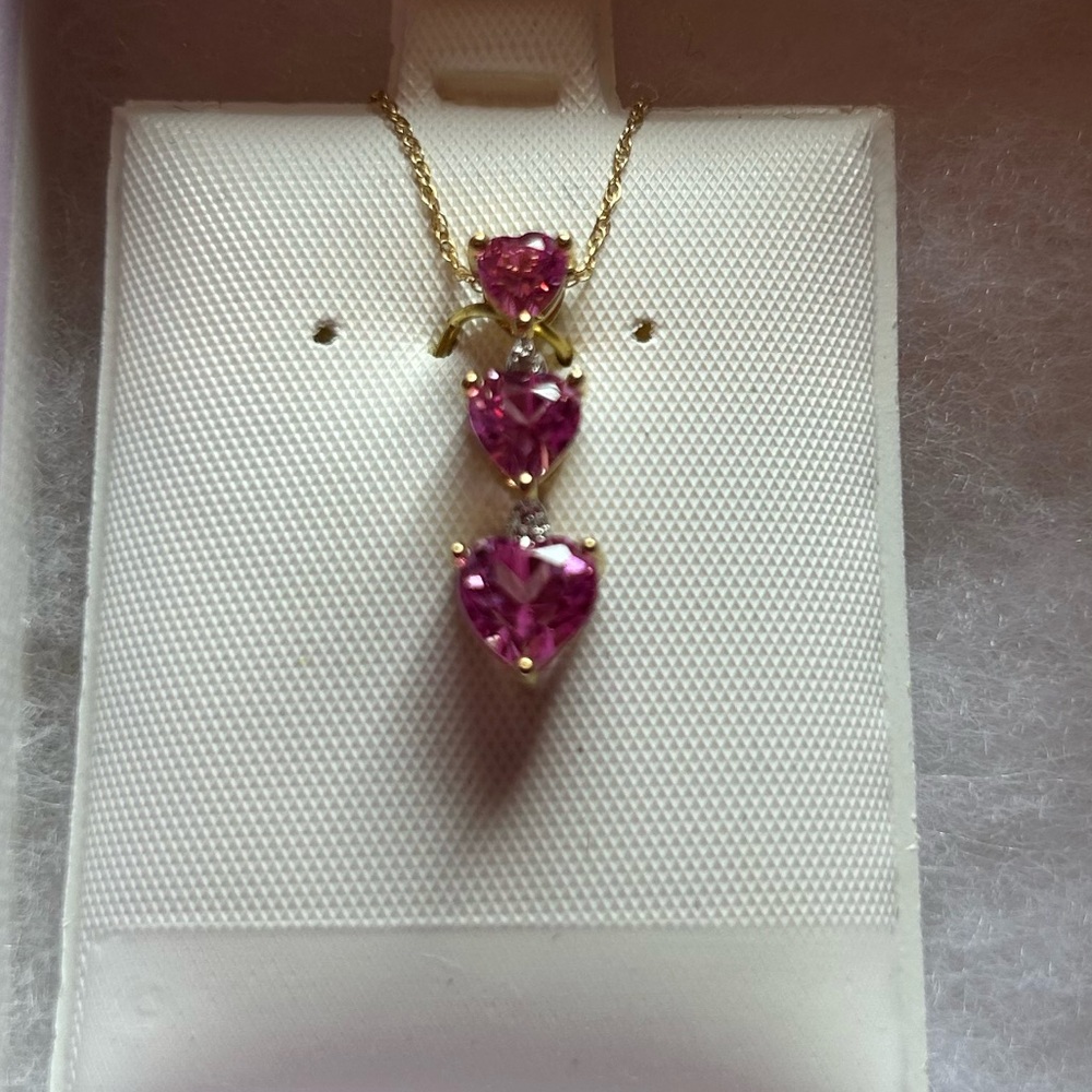 New 3 Pink Sapphire  & Diamond Heart 10K gold necklace